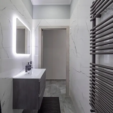 Moderno Nel Cuore Di Apartment