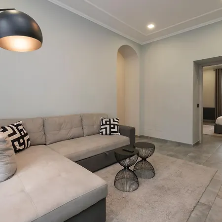 Moderno Nel Cuore Di Apartment