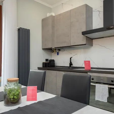 Moderno Nel Cuore Di Milan